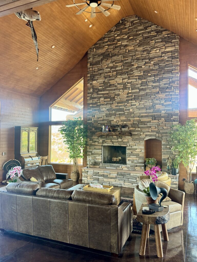 Heath Retreat at Private Ranch with Horses + own Lake 5